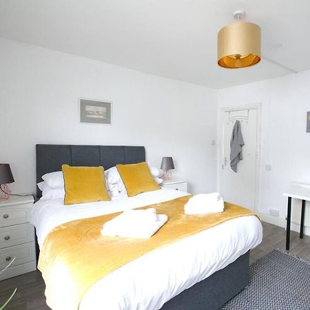 City Centre 4 Bedroom House Winchester Kültér fotó