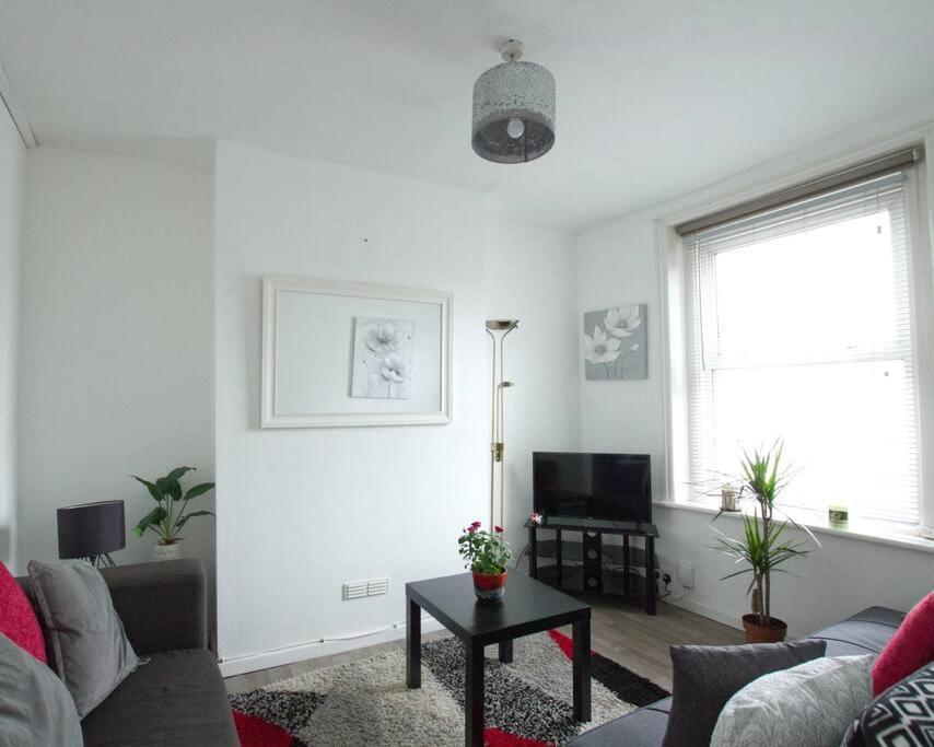 City Centre 4 Bedroom House Winchester Kültér fotó